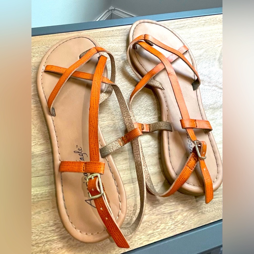 American Eagle sandals size 8 1/2